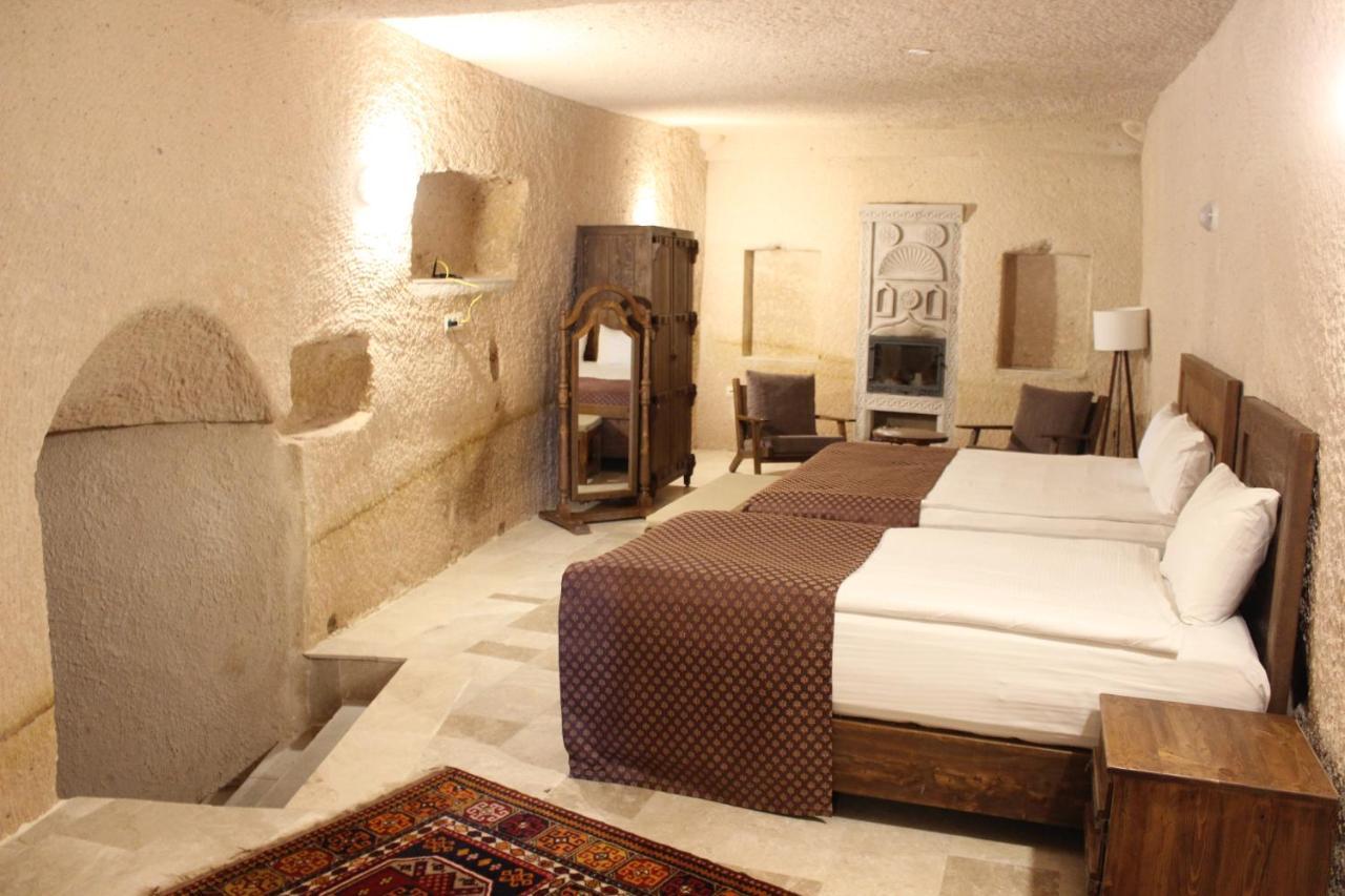Helike Cave Suites Ючхисар Екстериор снимка